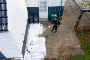 årlig serviceaftale af fliser