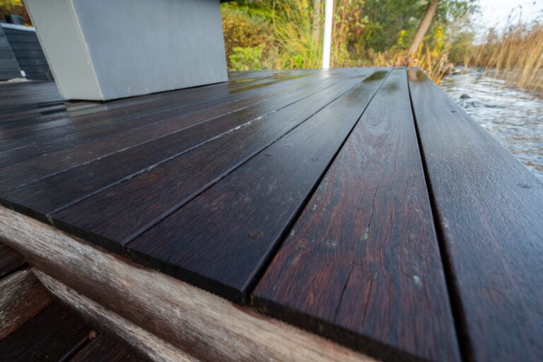 Træterrasse efter professionel træterrasserens udført af Nanostone