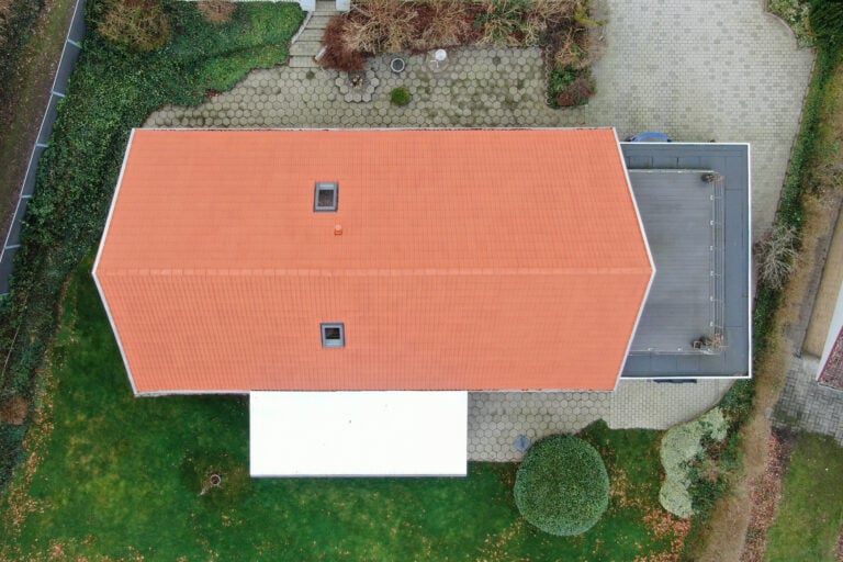 Rensning af tag efter det er blevet udført professionelt