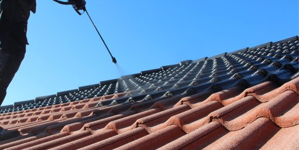 maling af betontegl tag med sort svanemærket maling